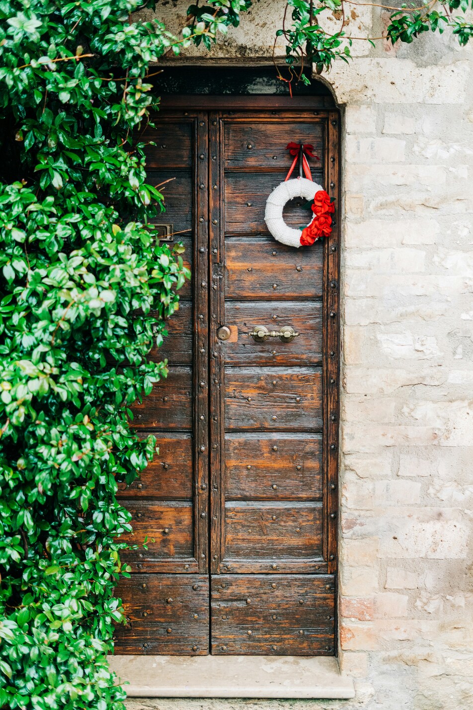 12_unsplash_gabriella-clare-marino-kPnCBpI4XSc-unsplash.jpg