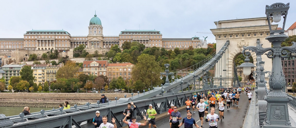 A mozgás ünnepe: 107 országból 30 ezer résztvevő érkezik a 39. SPAR Budapest Maraton Fesztiválra