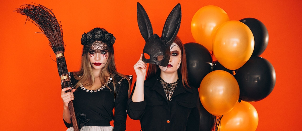 Fantasztikus halloweeni jelmezötletek egyedülállóknak, pároknak és gyerekeknek!