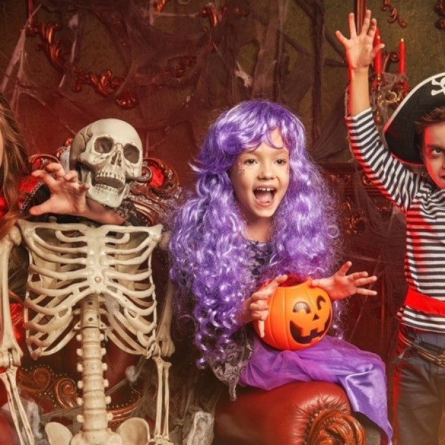 Halloweeni jelmez gyerekeknek: 4 ötlet, ha rémisztően jó buliba készül a csemetéd!