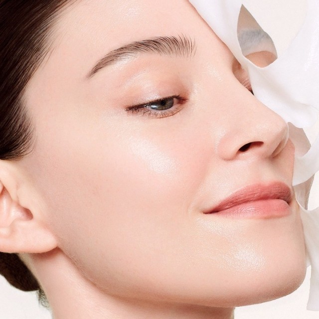 Lassítanád bőröd öregedését? Segítségedre lehet ebben az Artistry Skin Nutrition™ két új arcmaszkja